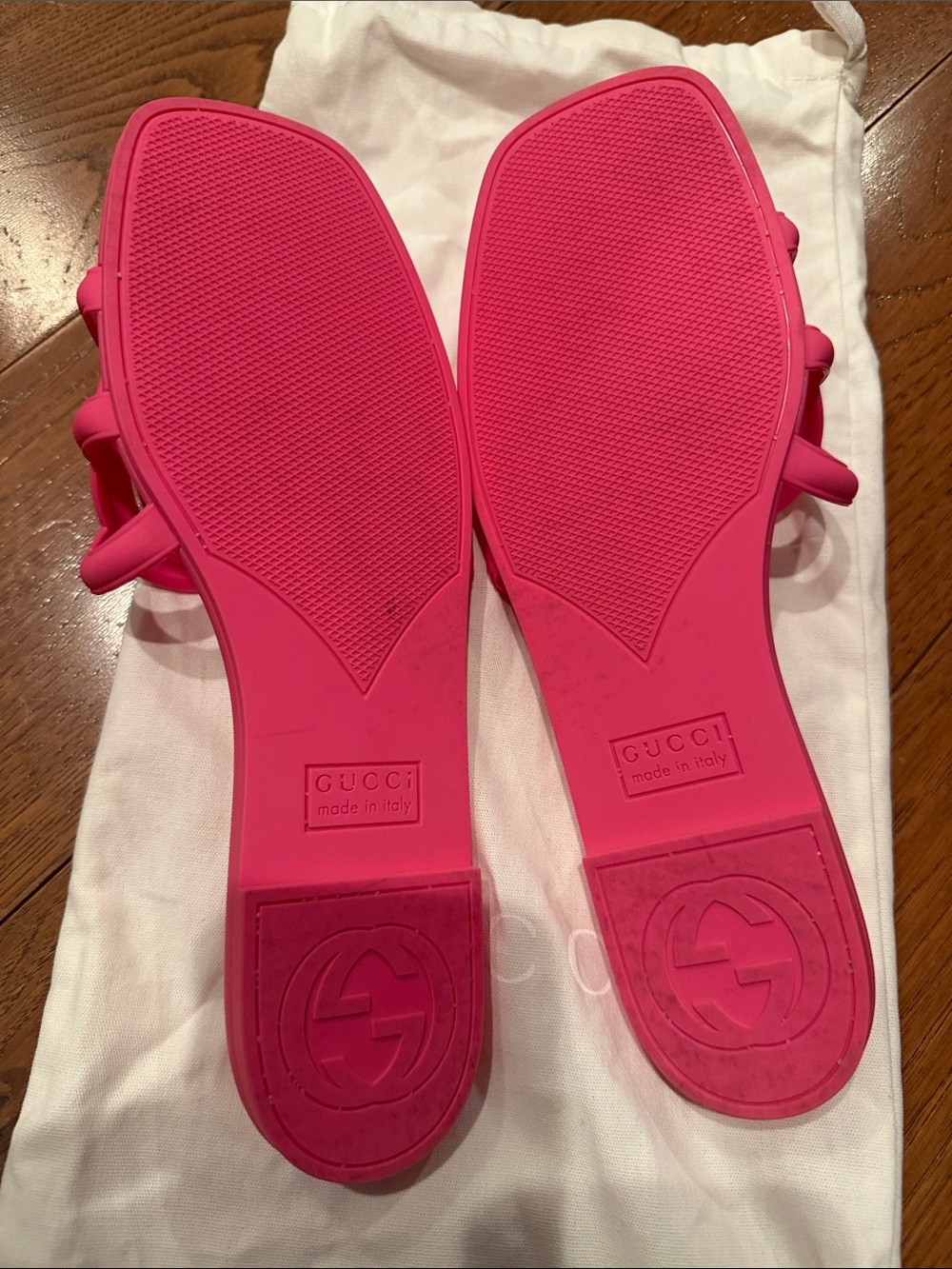 Authentic Gucci Bright Pink GG Rubber Slide Sandals - Picture 3 of 5